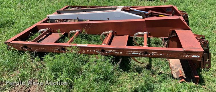 image for item KX9988 Hoelscher 100 bale accumulator 