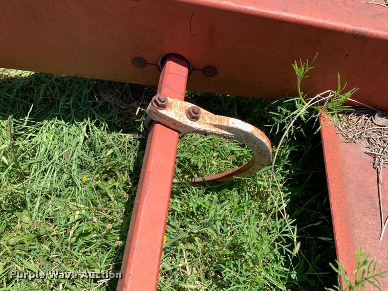 image for item KX9988 Hoelscher 100 bale accumulator 