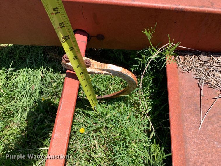 image for item KX9988 Hoelscher 100 bale accumulator 