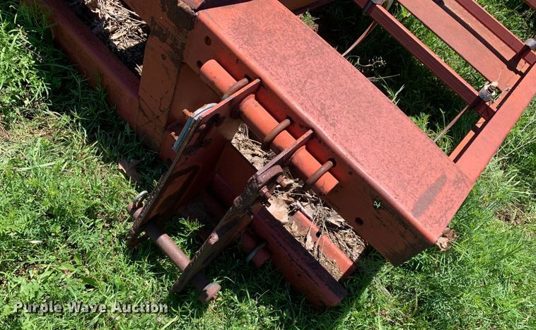 image for item KX9988 Hoelscher 100 bale accumulator 