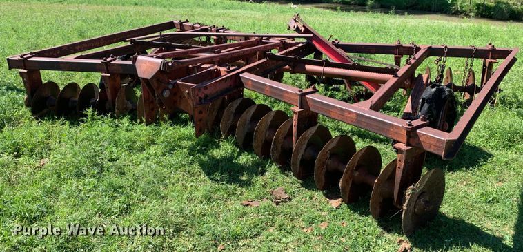 image for item KX9990 Massey-Ferguson  52 tandem disk