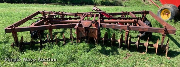 image for item KX9990 Massey-Ferguson  52 tandem disk