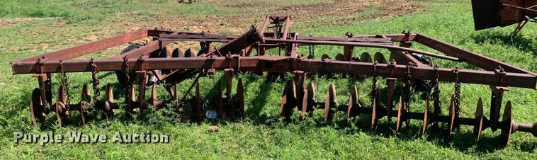 image for item KX9990 Massey-Ferguson  52 tandem disk