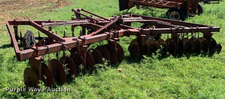 image for item KX9990 Massey-Ferguson  52 tandem disk