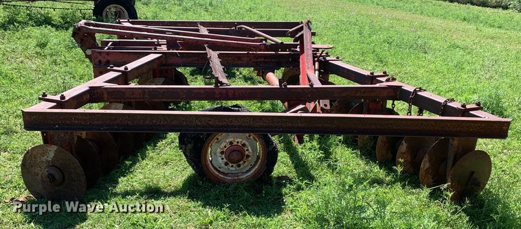 image for item KX9990 Massey-Ferguson  52 tandem disk
