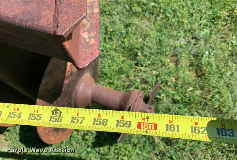 image for item KX9990 Massey-Ferguson  52 tandem disk