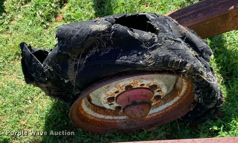 image for item KX9990 Massey-Ferguson  52 tandem disk