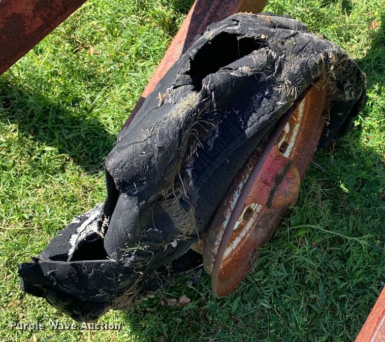 image for item KX9990 Massey-Ferguson  52 tandem disk