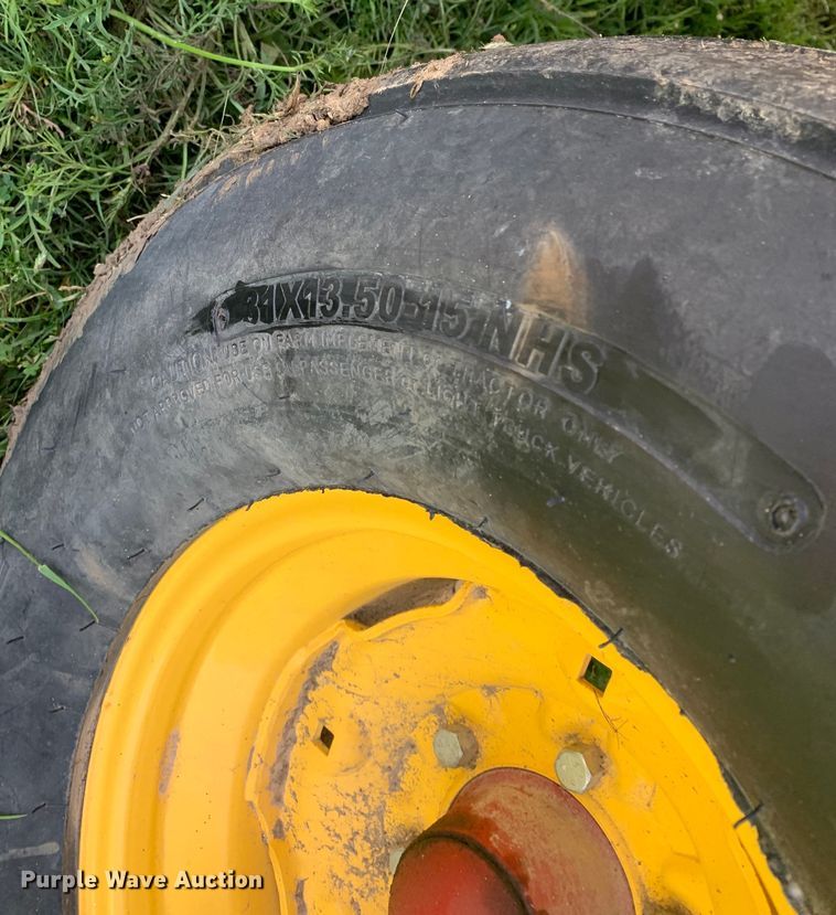 image for item KX9991 2009 New Holland  BR7070 round baler