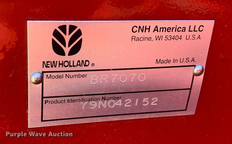 image for item KX9991 2009 New Holland  BR7070 round baler