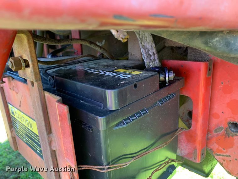 image for item KX9993 1977 International 1086 tractor