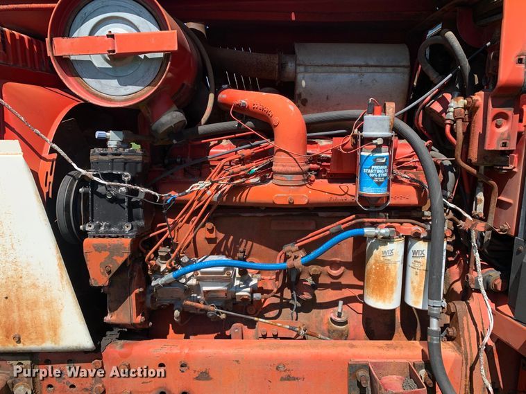 image for item KX9993 1977 International 1086 tractor