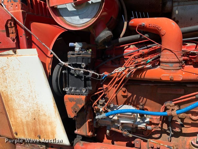 image for item KX9993 1977 International 1086 tractor