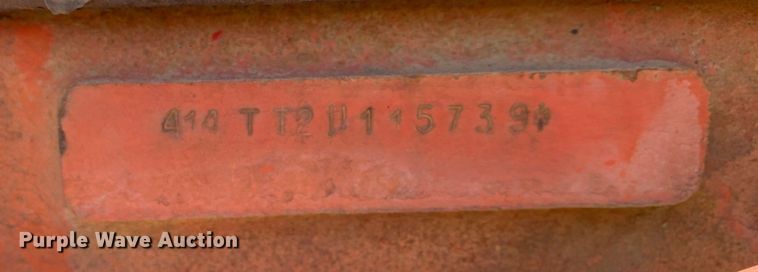 image for item KX9993 1977 International 1086 tractor