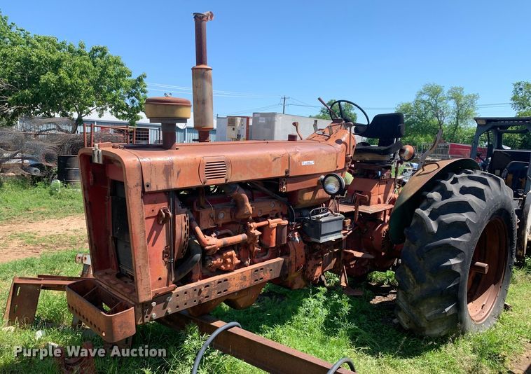 image for item KX9994 1966 International Harvester  F806D tractor