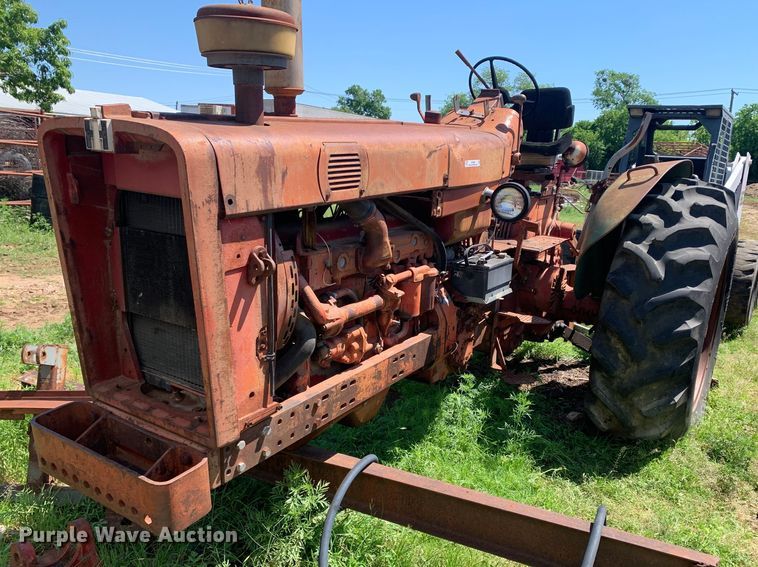 image for item KX9994 1966 International Harvester  F806D tractor