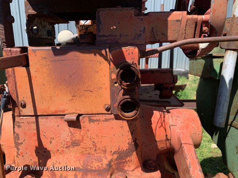 image for item KX9994 1966 International Harvester  F806D tractor