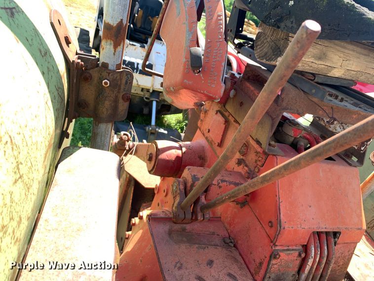 image for item KX9994 1966 International Harvester  F806D tractor