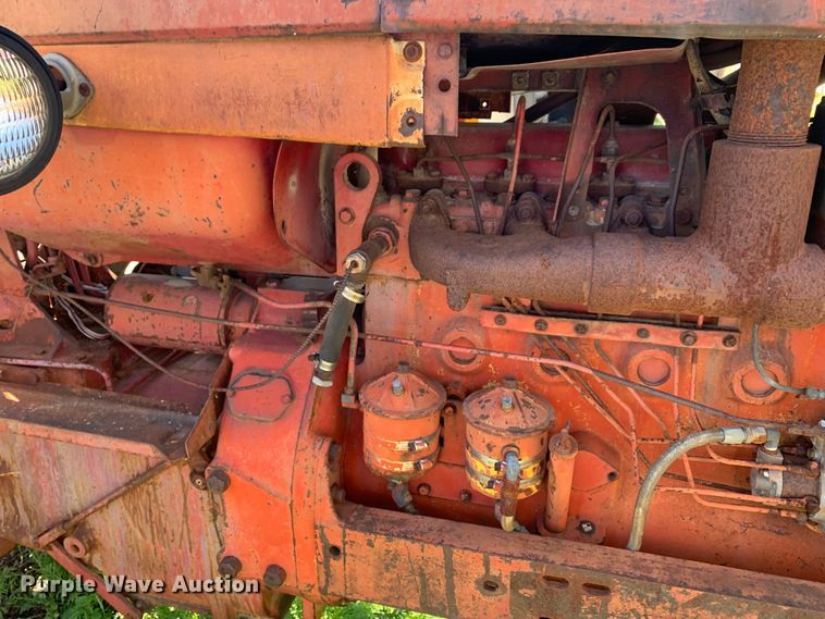 image for item KX9994 1966 International Harvester  F806D tractor