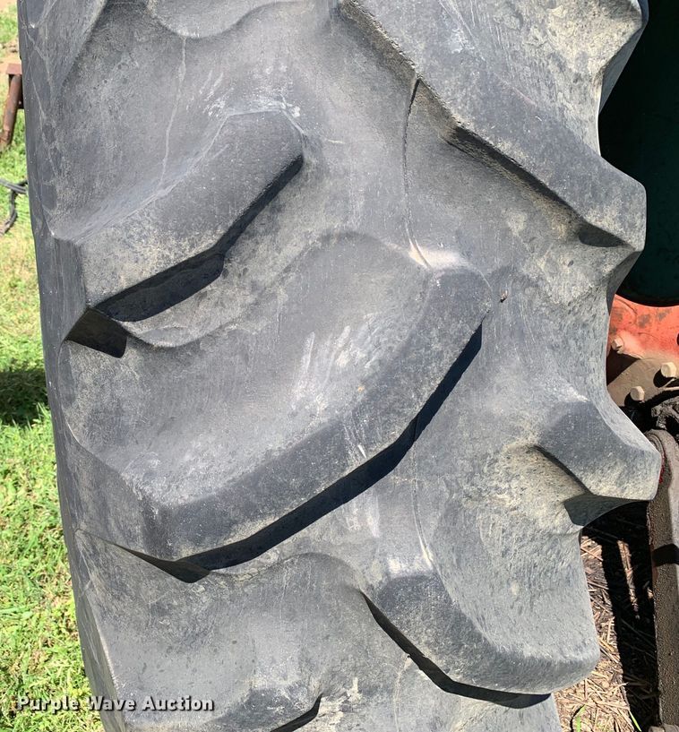 image for item KX9994 1966 International Harvester  F806D tractor