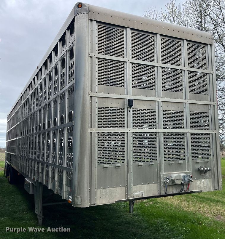image for item LD9437 2008 EBY livestock trailer