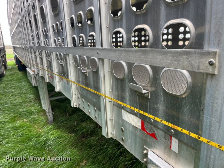 image for item LD9437 2008 EBY livestock trailer