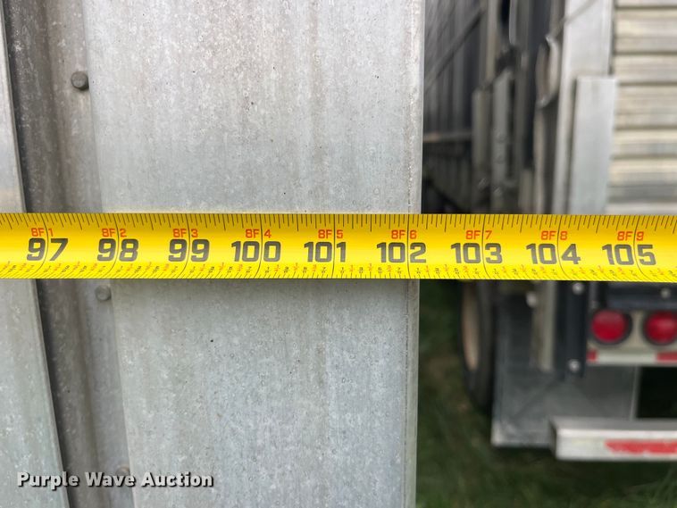 image for item LD9437 2008 EBY livestock trailer