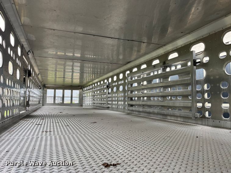 image for item LD9437 2008 EBY livestock trailer