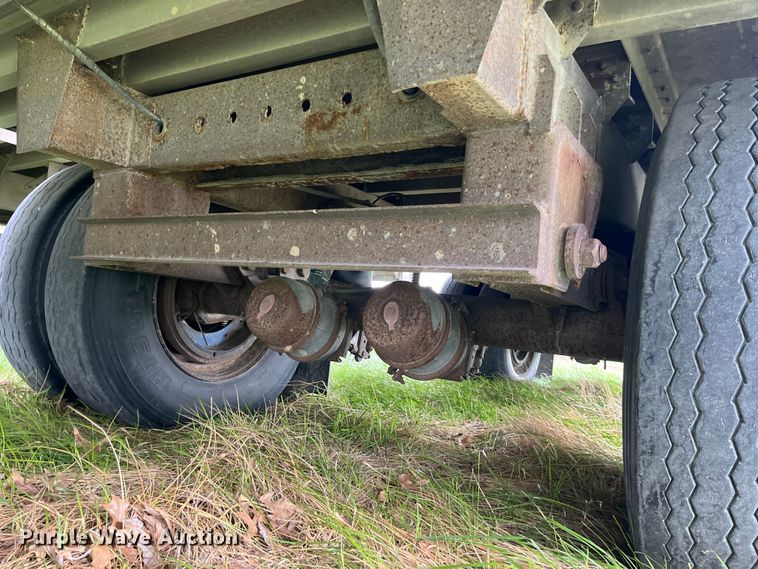 image for item LD9437 2008 EBY livestock trailer