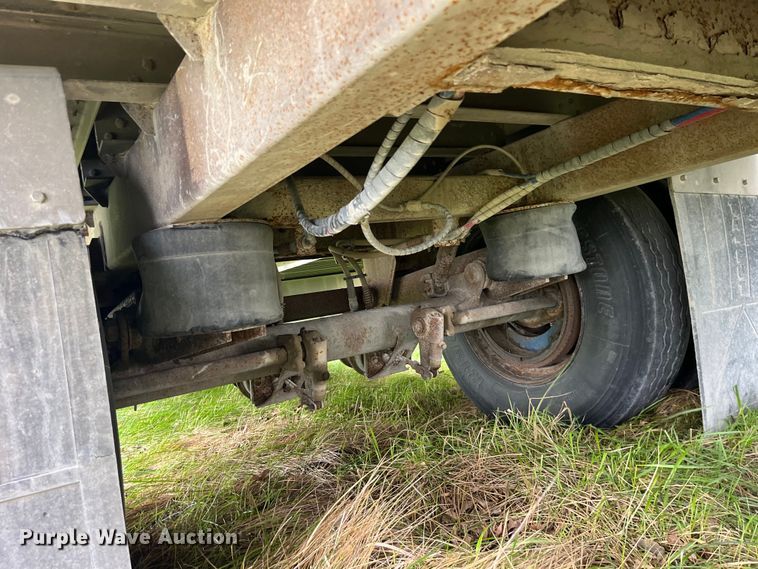 image for item LD9437 2008 EBY livestock trailer