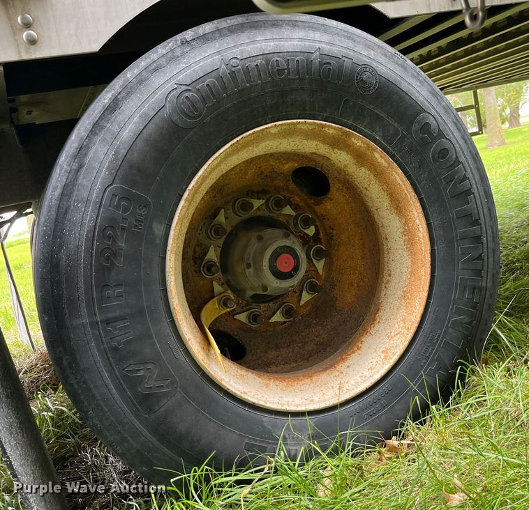 image for item LD9437 2008 EBY livestock trailer