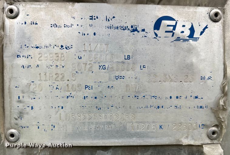 image for item LD9437 2008 EBY livestock trailer