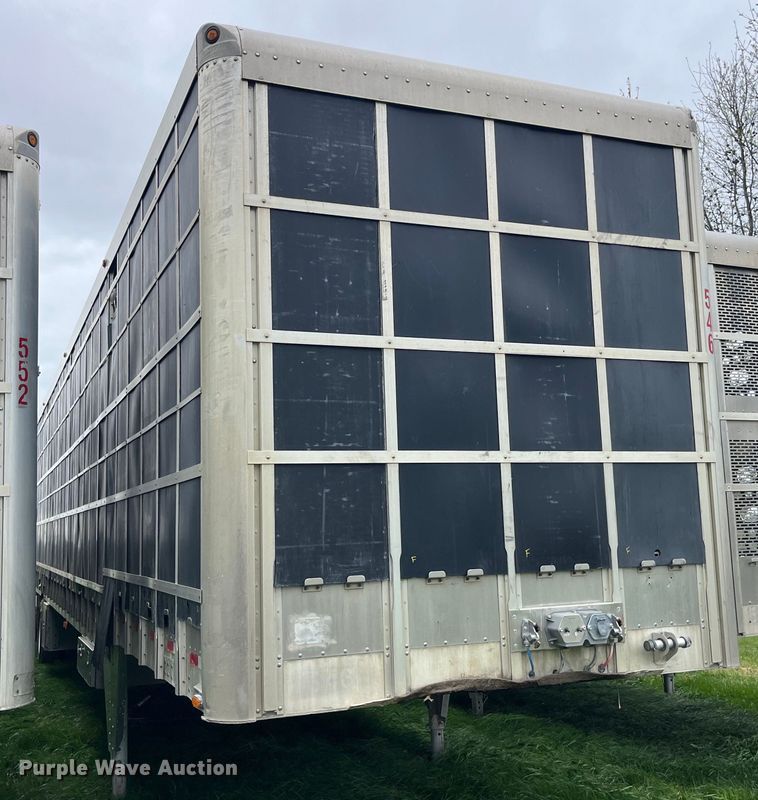 image for item LD9438 2006 EBY livestock trailer