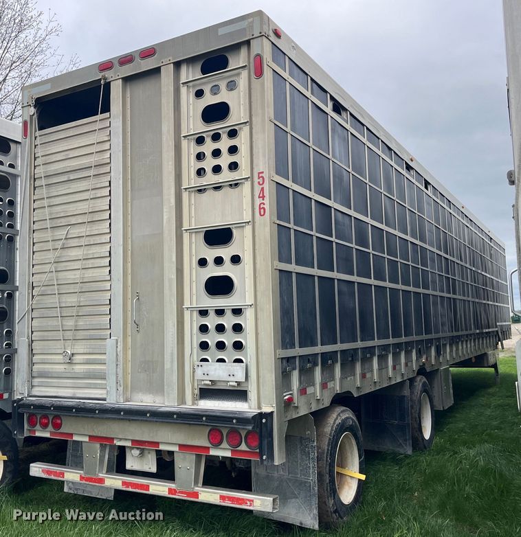 image for item LD9438 2006 EBY livestock trailer