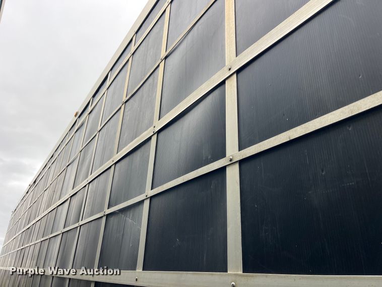 image for item LD9438 2006 EBY livestock trailer