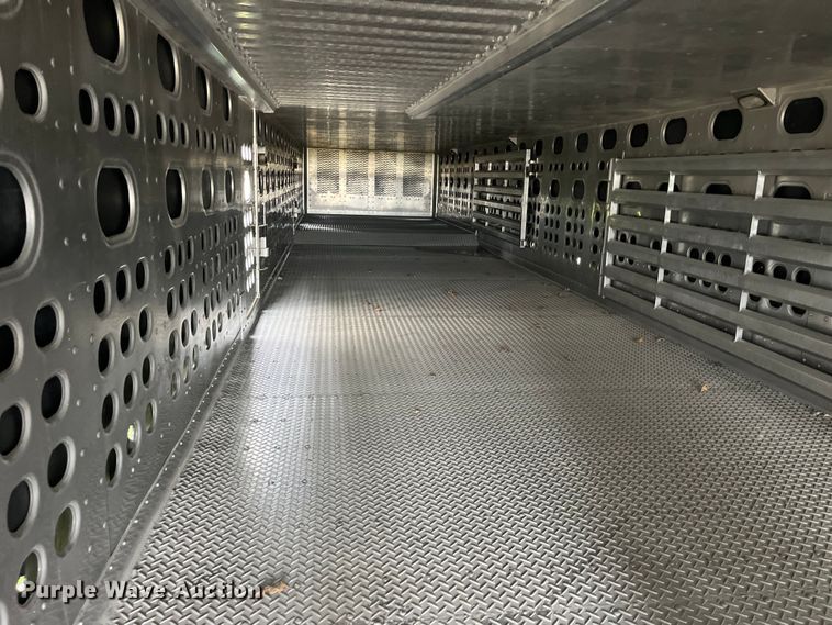 image for item LD9438 2006 EBY livestock trailer