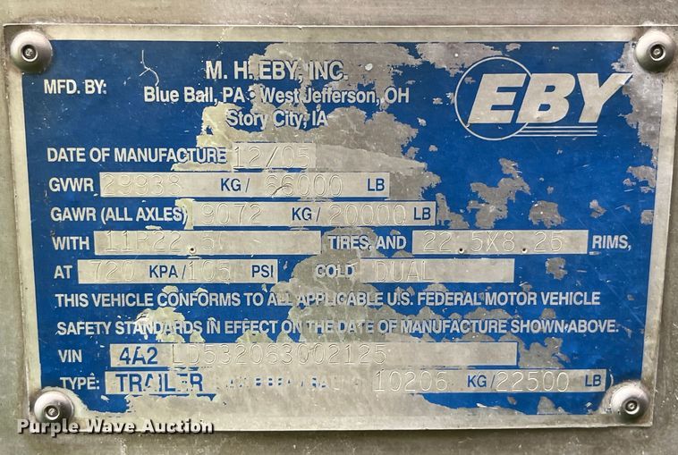 image for item LD9438 2006 EBY livestock trailer