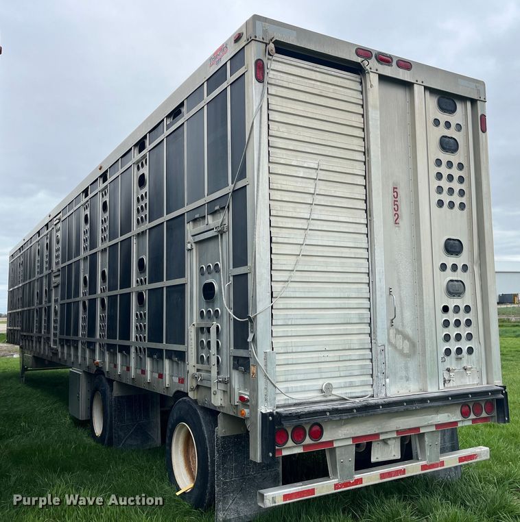 image for item LD9439 2006 EBY livestock trailer