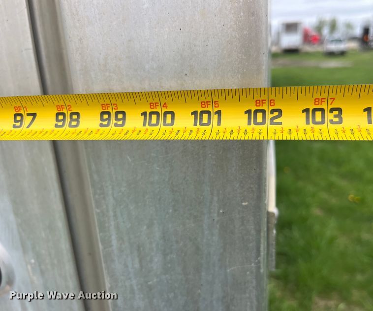 image for item LD9439 2006 EBY livestock trailer