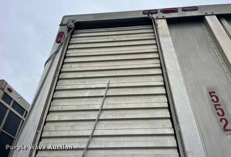 image for item LD9439 2006 EBY livestock trailer
