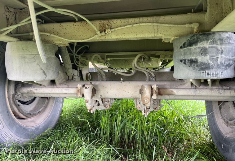 image for item LD9439 2006 EBY livestock trailer