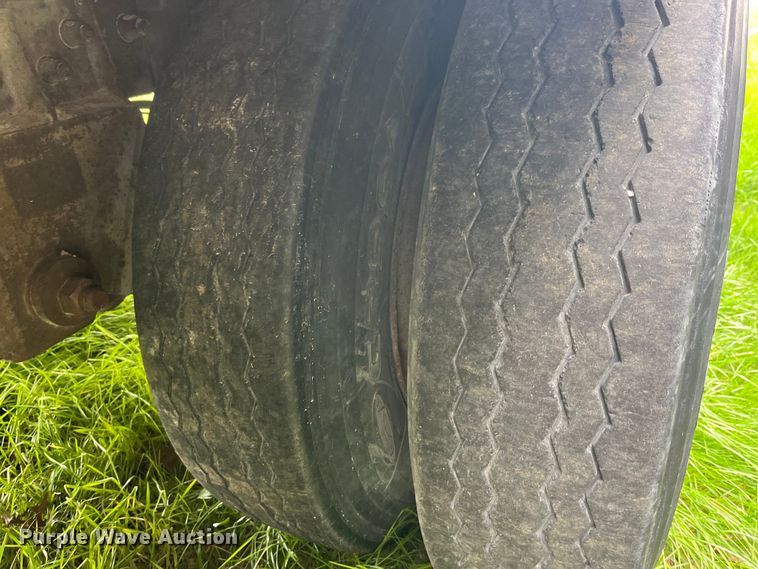 image for item LD9439 2006 EBY livestock trailer