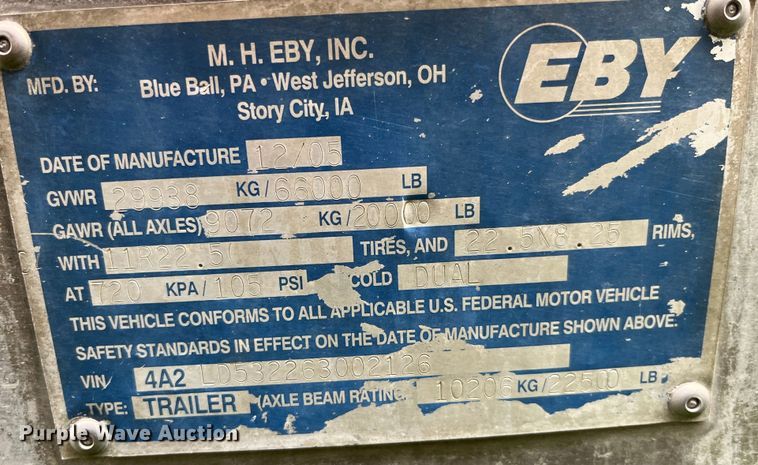 image for item LD9439 2006 EBY livestock trailer