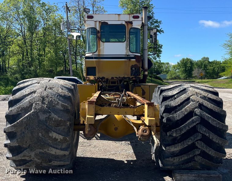 image for item LD9534 1996 Ag-Chem Terra Gator 1844 applicator