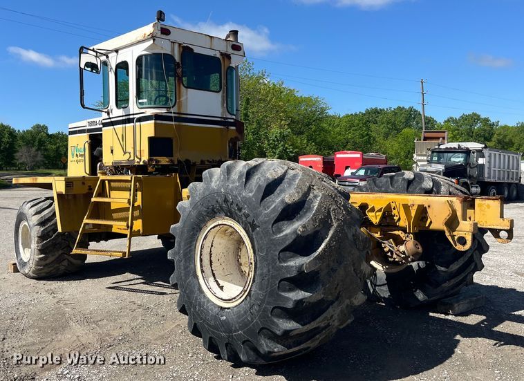 image for item LD9534 1996 Ag-Chem Terra Gator 1844 applicator