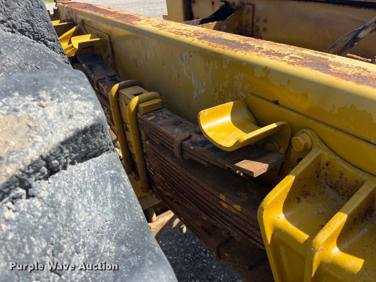 image for item LD9534 1996 Ag-Chem Terra Gator 1844 applicator