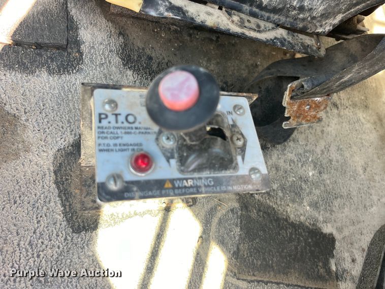 image for item LD9534 1996 Ag-Chem Terra Gator 1844 applicator