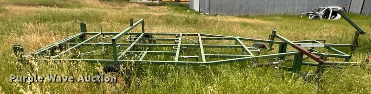 image for item LU9843 Rafter Equipment hay bale accumulator 