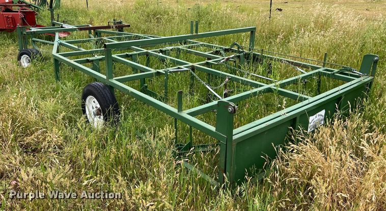 image for item LU9843 Rafter Equipment hay bale accumulator 