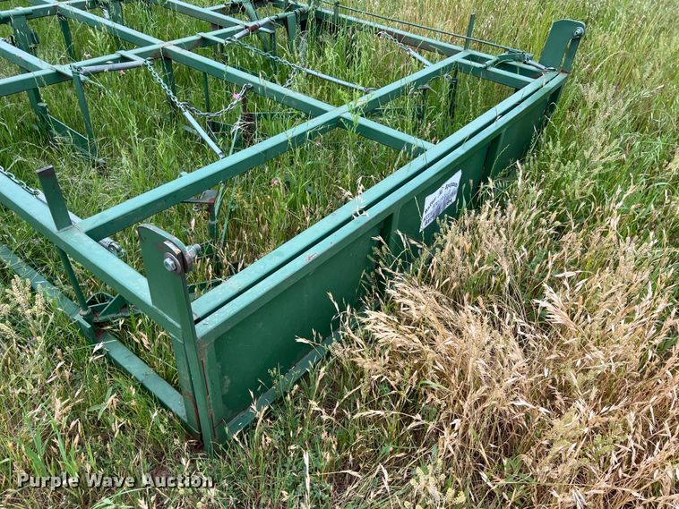image for item LU9843 Rafter Equipment hay bale accumulator 